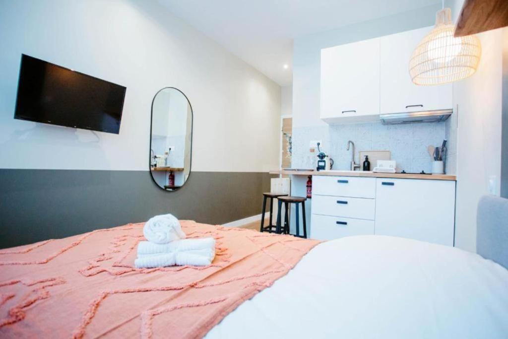 Sweet Love Room - Jacuzzi Privatif Montreuil  Exterior foto